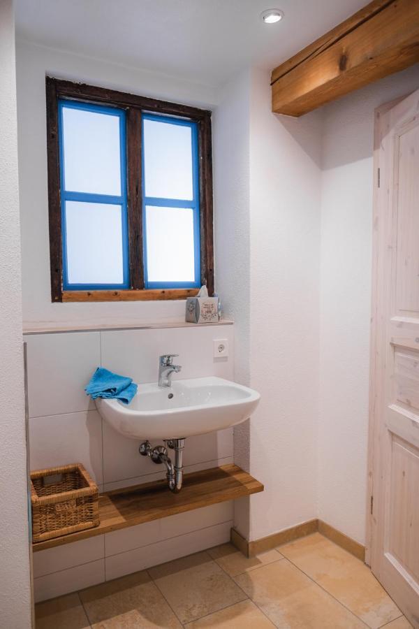 Historische Wohnung Mit Gehobenem Ambiente 발팅 외부 사진